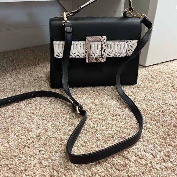 Snakeskin print bag - Picture 6 of 7